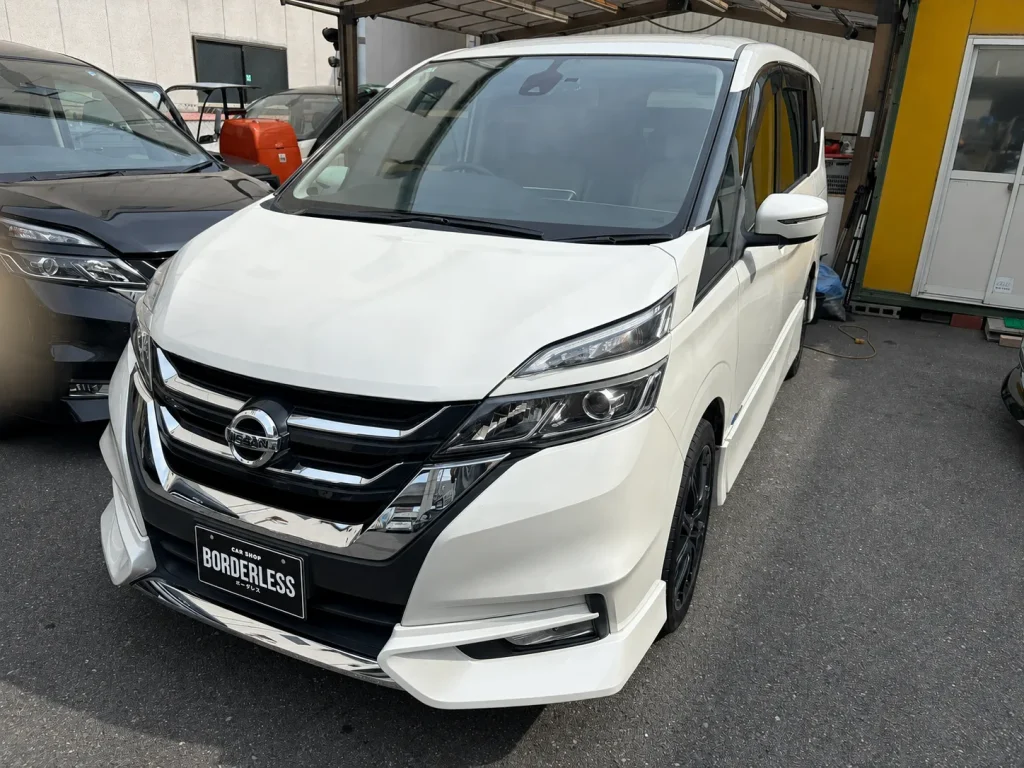 日産 セレナ