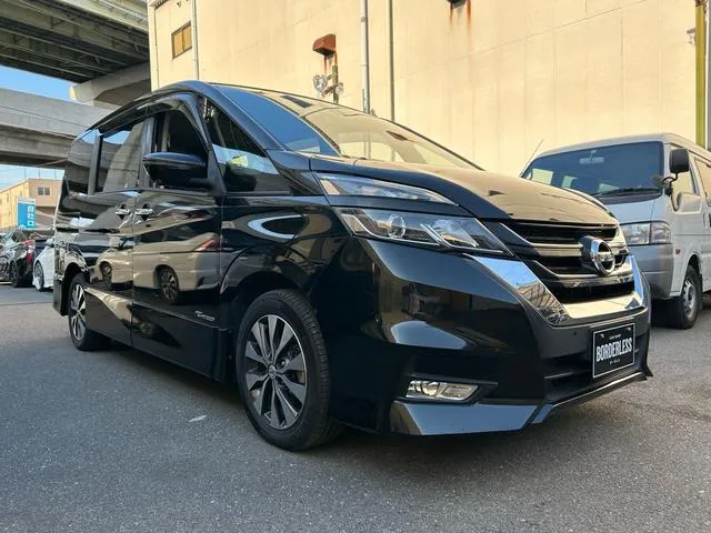 日産 セレナ